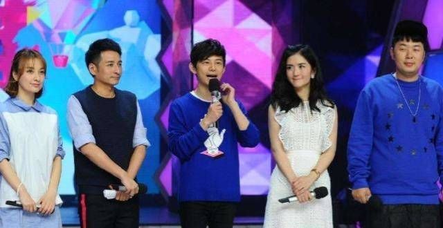全新版本《快乐大本营》，遗憾的是快乐家族没了，仅剩何老师？