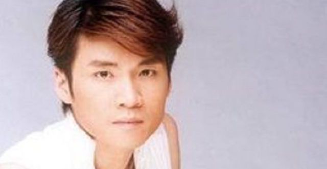 男星患骨髓癌，化疗1年突然失联，被曝手术成功率仅百分之一