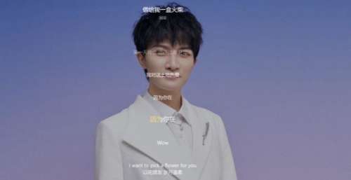 新歌《借给我一盒火柴》，既有烟火气、又怀有“大爱”