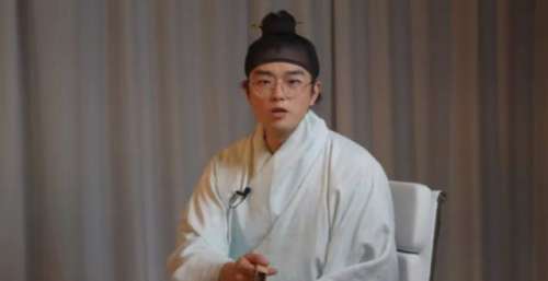 《风起洛阳》引争议，粉丝称细节考究，被博主打脸海报现日本神社
