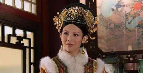 甄嬛回宫后，宜修为何就不再残害龙嗣了？背后原因让人深思