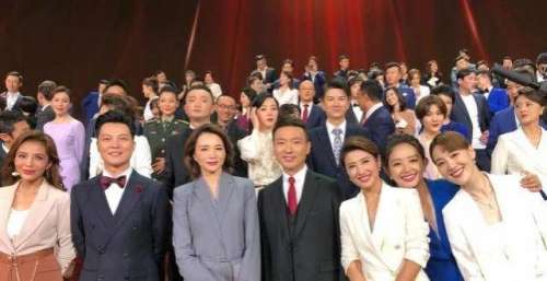 央视更新频道主持人名单，新闻频道人数最多，欧阳夏丹没有离开
