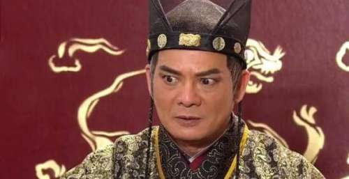 67岁李国麟直播带货太惨淡，辛苦八小时还倒贴两百，累到眼睛通红