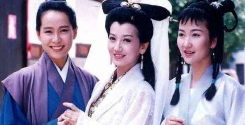她才是导演一眼看中的“白娘子”，拒绝后悔了多年，成就了赵雅芝