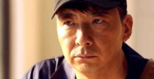 谁是凶手：如果何伟光是沈海洋？那剧情中层层的疑点！就全都通了