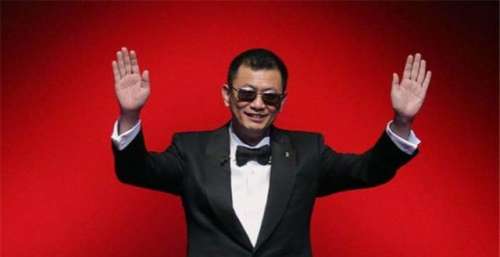一封写给王家卫的告白长信，聊《王家卫的电影世界》