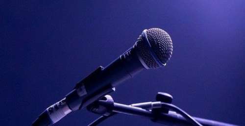 配音员该如何控制对白表演时的情绪