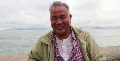 64岁万梓良参加活动，说话有气无力惹人担忧，晚年多病仍拼命挣钱