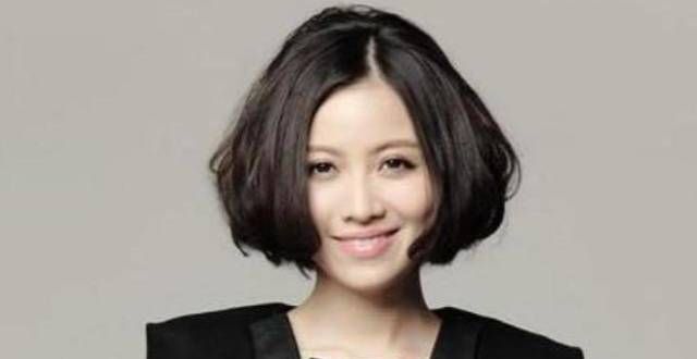 姚贝娜去世6年，当初在葬礼上泣不成声的那英，为何被骂得那么惨