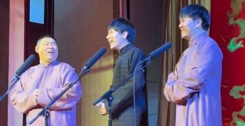 “失业寡妇”何九华登台说相声，新旧搭档忙综艺，他好像没事干