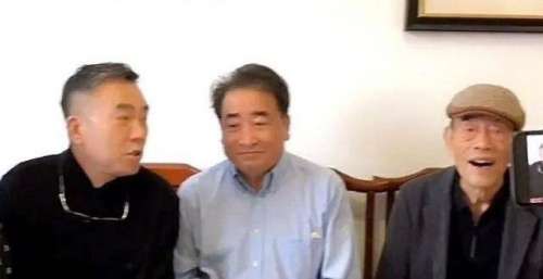 姜昆拜会杨少华父子，杨家父子在天津的相声地位神一般的存在！