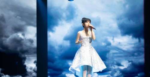 赖美云甜美亮相TMEA音乐盛典 首唱《对流层》尽展实力唱功