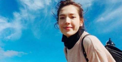 闪婚原因首度公开，求婚钻戒价值400万，婚礼也在筹备中