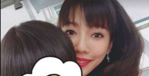 王力宏承认离婚！前妻旧照透心酸，女儿作画只有妈妈没有爸爸