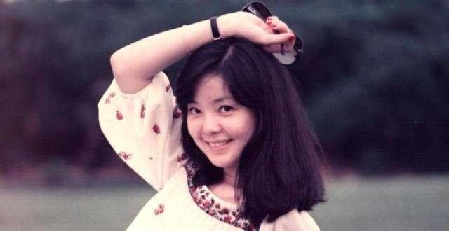 邓丽君参加部队演出时吻过一小兵，他3天不肯洗脸，现在怎么样？
