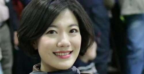 龙婷：《星光大道》冠军，登上后为何选择回到街头卖唱