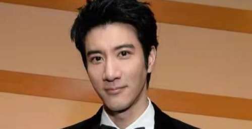台媒曝王力宏离婚！经纪人：没有这回事，两人恩爱着呢