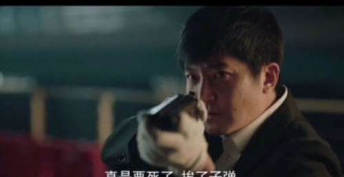 郭京飞新剧开播，为何跑男和极限男人帮都为其打call？人脉太好了