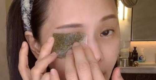 53岁伊能静素颜出镜分享护肤技巧 大方承认割双眼皮