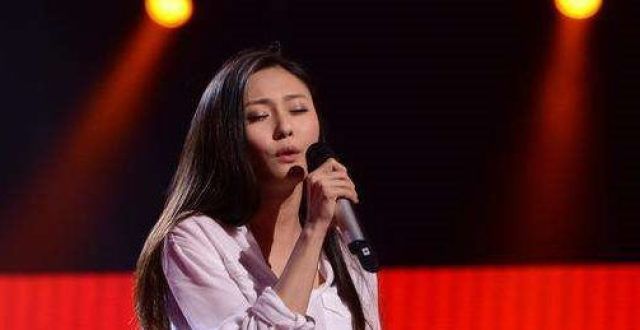谎称单身，瞒着丈夫参加《好声音》，成名后离婚的陈冰怎样了