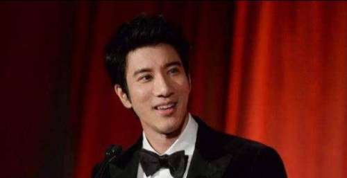 李靓蕾发文控诉王力宏后续：合作品牌解约，王力宏或面临赔偿