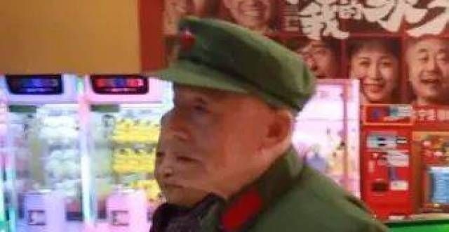 这部电影在江西上映，这一刻他们热泪盈眶！