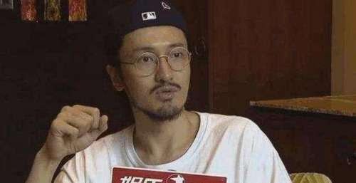 24岁爆红，敢叫板王家卫的他，再也不怕被封杀了