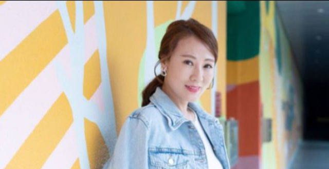 50岁康华受访直言想做女一，在TVB20年常年做女配，不介意继续等