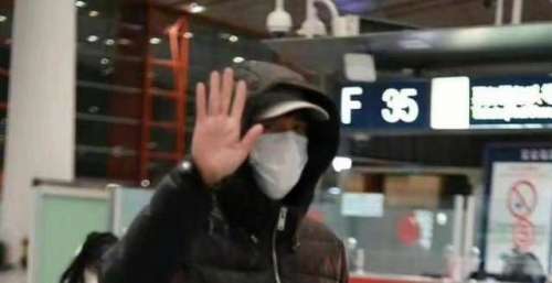 王力宏已回到了台湾，和罗志祥的选择一样，但罗志祥当天就道歉了