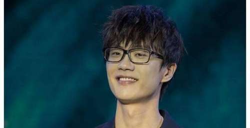 迷住我的耳朵的那个宝藏男孩，90后的青春代名词许嵩