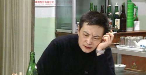 “牛小伟”吕小品：娶舞蹈老师，结婚11年无绯闻，事业家庭两不误