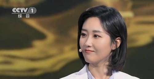 王嘉宁：倍受宠，同时首秀《中国考古大会》《冬日暖央》2档节目