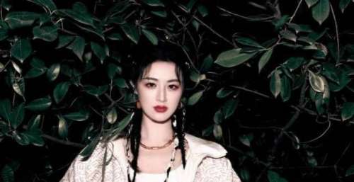 薇娅逃税被罚13亿！调查期间还正常直播，带货生涯中假货事件频发