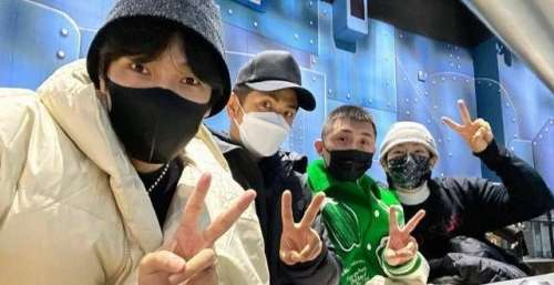 德云社尚九熙打卡跨年时光机，在线晒追光宿舍，与吴建豪等同寝
