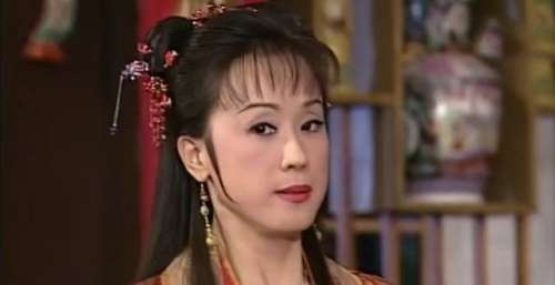 新古装剧侮辱观众智商？来看看18年前的TVB剧，女扮男装堪比整容