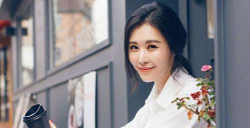 讽刺李靓蕾缺德，同情王力宏遭遇，“王的女人”三观碎了一地！