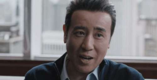 陈坤新剧《输赢》开播，双台收视破1，熬夜连刷2集，老戏骨演技精湛