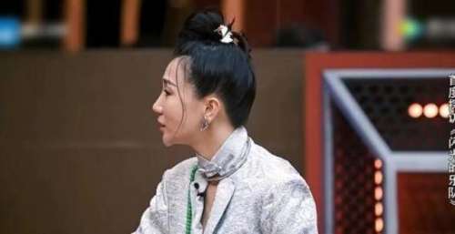 《闪光的乐队》开播，《好声音》四大导师组团参赛，阵容相当豪华