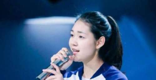 段奥娟发自拍称已经回国，这是放寒假了吧？期待更多的音乐作品