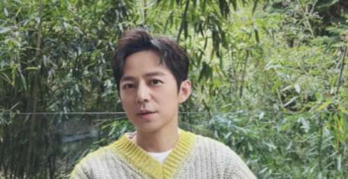 新一季《明星大侦探》将开始录制，或有人遗憾缺席，何老师仍然在