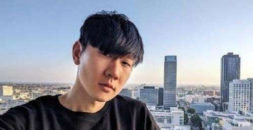 林俊杰新瓜后续：女网友放出聊天记录，准备对他展开新的动作