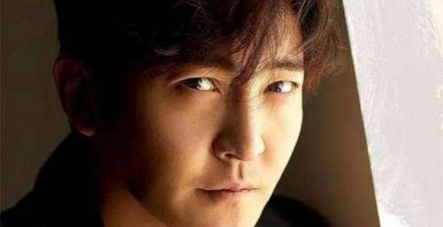 谍战剧《对手》爆火成为王炸！但李唐主演郭京飞，他的故事比电视剧更精彩！