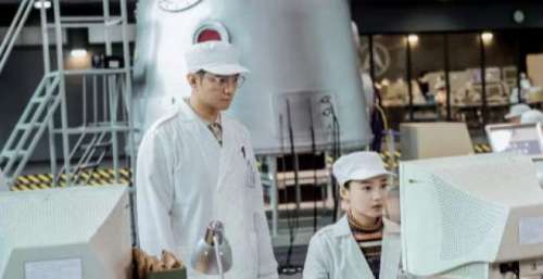 科普航天知识，传递真实感动，《问天》在这三方面太出色