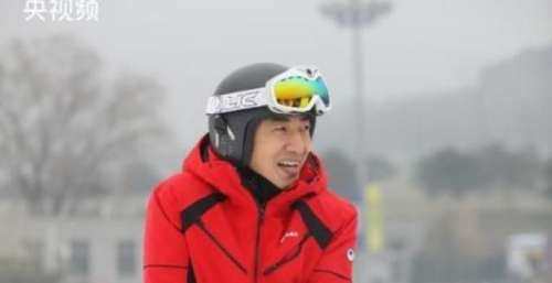 《冬日暖央young》热播 撒贝宁朱迅展开雪上较量