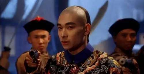 中国最可惜的男演员，19岁一夜成名，却因一个错误选择从巨星跌落