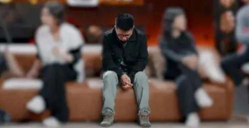 生活收拾了他，陈凯歌重燃了他