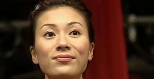 TVB“古穿今”穿越剧能有多经典？我们来看《九五至尊》就知道了