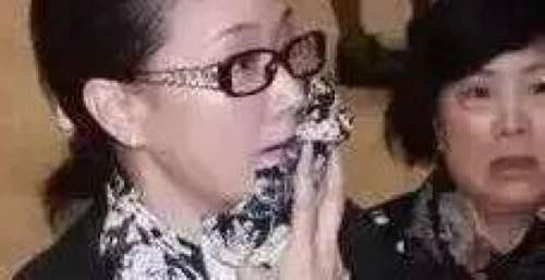 宋近照老到无人识，女神形象破灭，老公身份浮出水面！