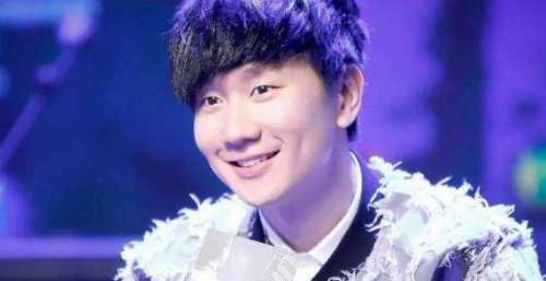 女网友曝光林俊杰聊天记录：你那么多女人，怎么偏要找我玩
