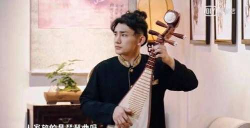 从《逐梦演艺圈》到喜剧大赛，蒋龙在坚持什么？